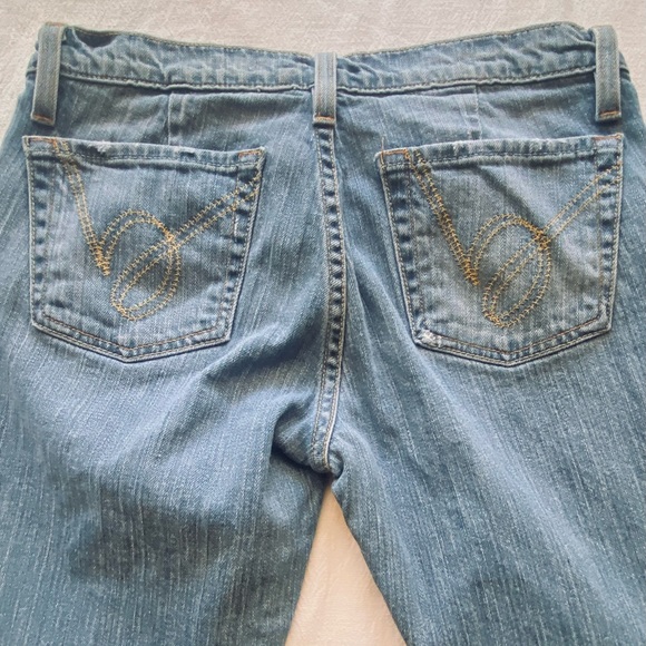 2 PAIR DESIGNER JEANS & TOP 
SIWY & BEBE 
SIze 28 Top size medium - Picture 6 of 9